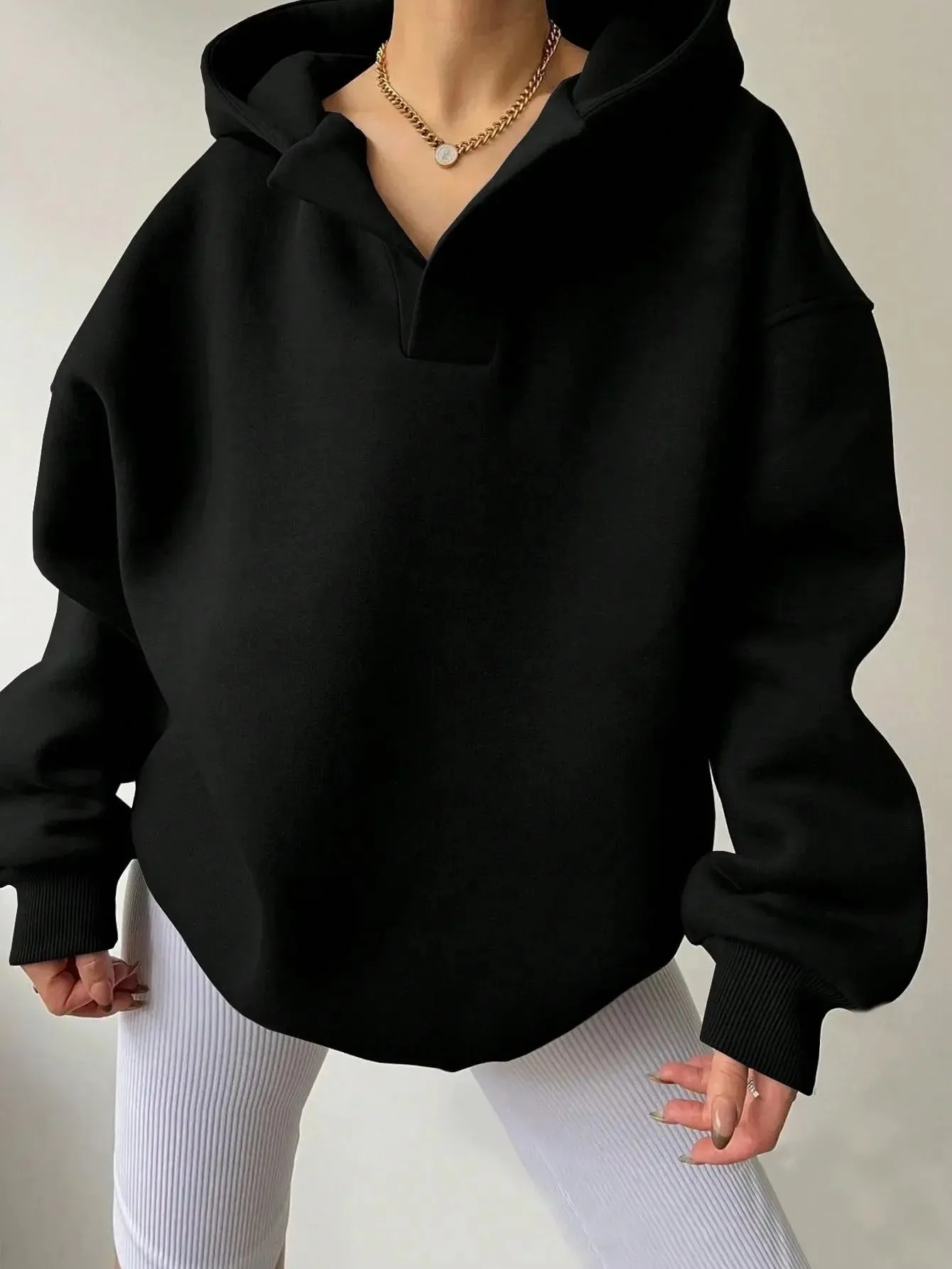 Women's hooded Sweater